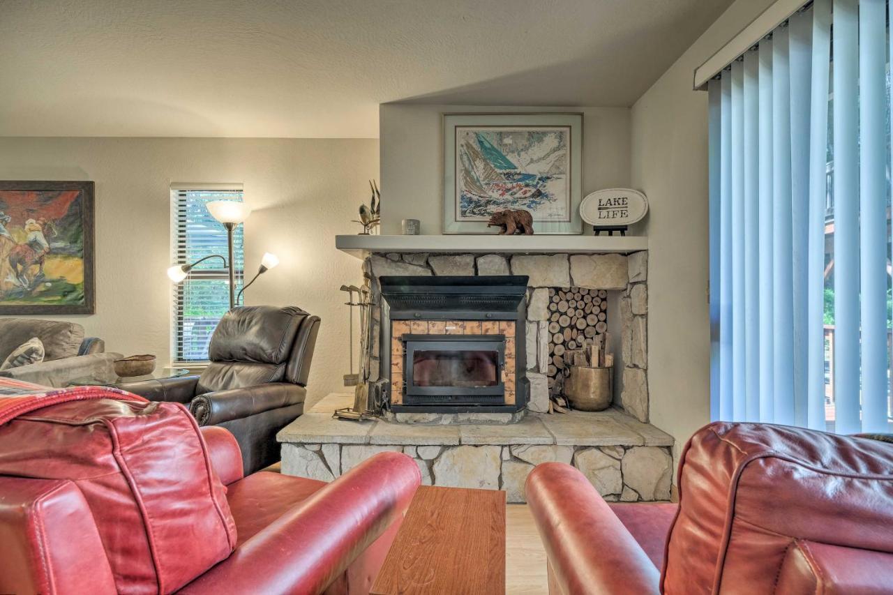 Pine Mountain Lake Haven With Spacious Deck! 格罗夫兰 外观 照片
